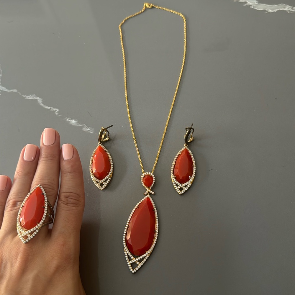 Burnt orange/red jewelry piece set
